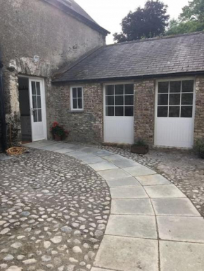 The Courtyard at Moone